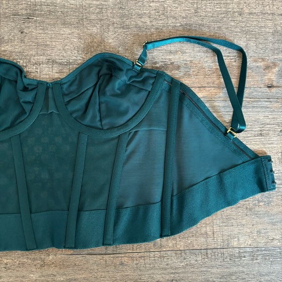 • NWT! [Victoria’s Secret] Boustier • - Picture 10 of 11